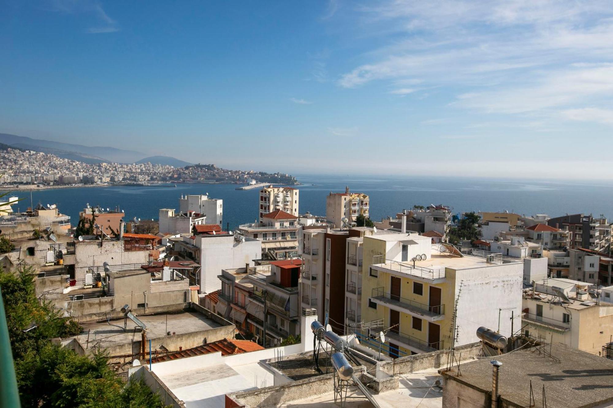 Kathys Sea View Apartment Кавала Экстерьер фото